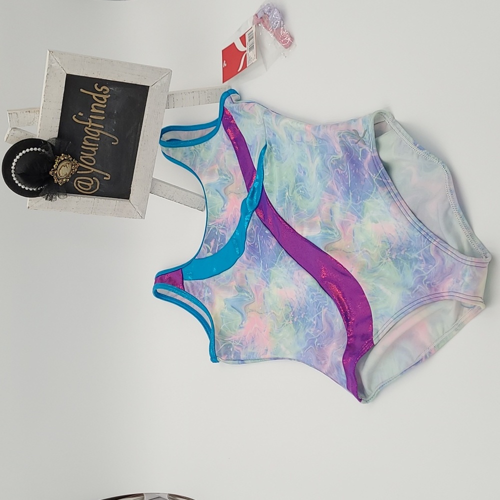 Capezio Swirl Front Tank Leotard sz. XL
